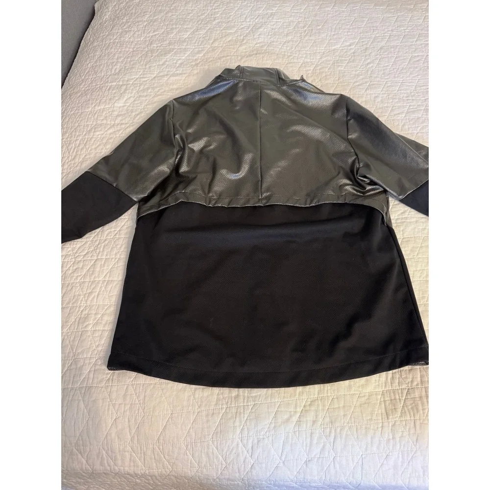 Like new Mens XL‎ Under Armour UA Unstoppable Storm swacket Hooded Jacket